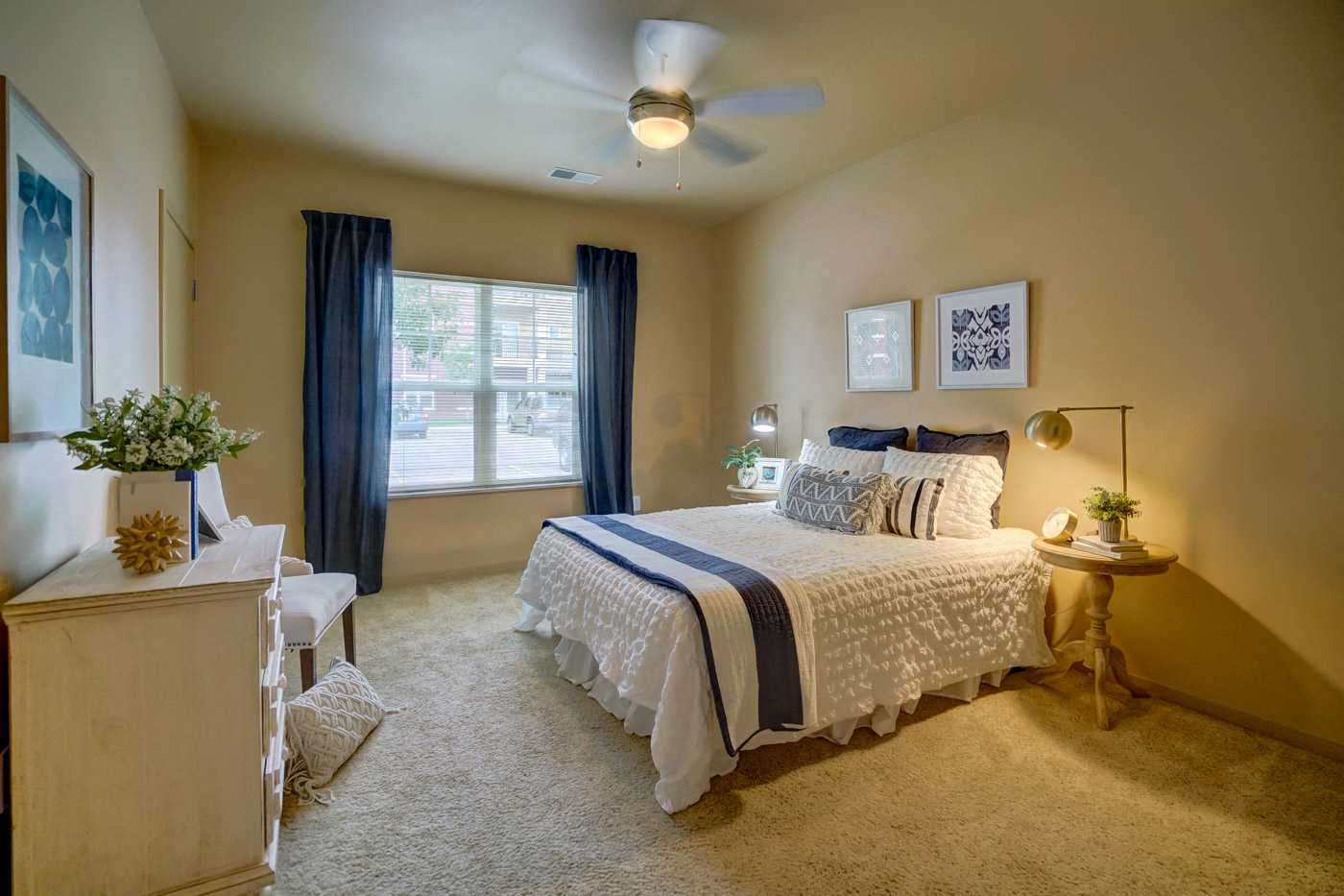 Gallery Photo 16
